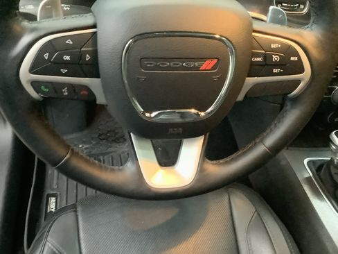 Used 2017 Dodge Charger SXT w/ AWD Plus Group image 15