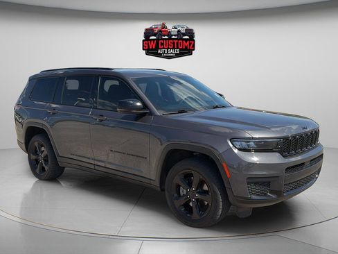 Used 2023 Jeep Grand Cherokee L Laredo AWD/4WD image 1