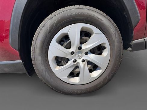 Certified 2024 Toyota RAV4 LE AWD/4WD image 12