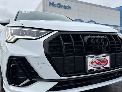 Used 2023 Audi Q3 2.0T Premium Plus w/ Premium Plus Package image 13