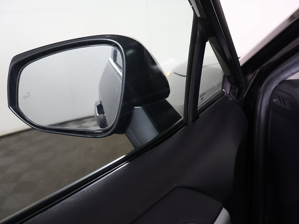 Used 2021 Toyota RAV4 LE w/ Carpet Mat Package (TMS) AWD/4WD image 31