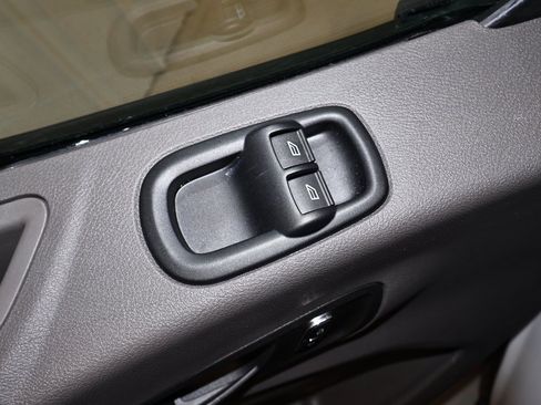 New 2026 Ford Transit 250 148 Medium Roof image 12