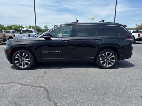 Used 2021 Jeep Grand Cherokee L Overland w/ Luxury Tech Group IV AWD/4WD image 19