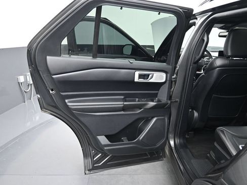 Used 2020 Ford Explorer ST w/ ST High-Performance Pack AWD/4WD image 24