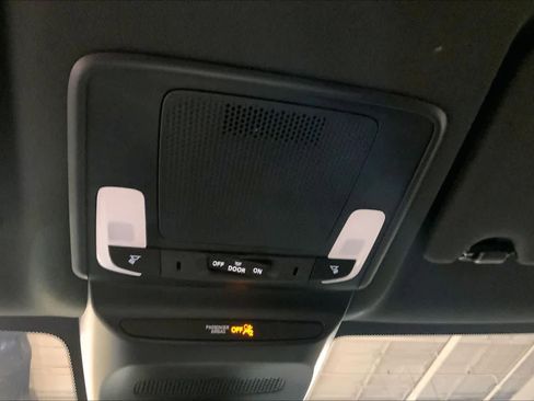 Used 2023 Honda HR-V Sport image 35