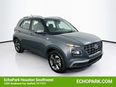 Used 2025 Hyundai Venue SEL