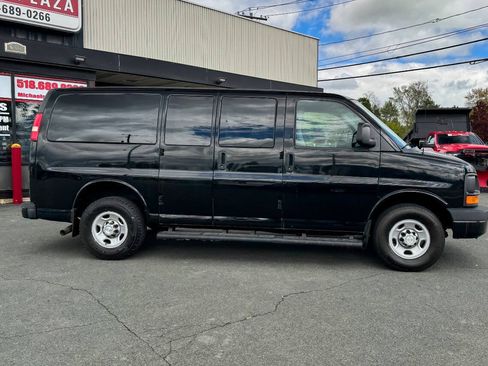 Used 2014 Chevrolet Express 2500 LS RWD image 3