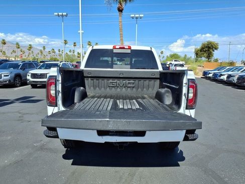 Used 2018 GMC Sierra 1500 SLT w/ All Terrain Package AWD/4WD image 15
