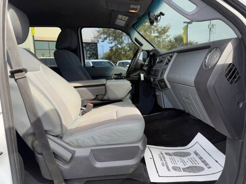 Used 2015 Ford F350 XLT w/ Snow Plow Prep Package image 11