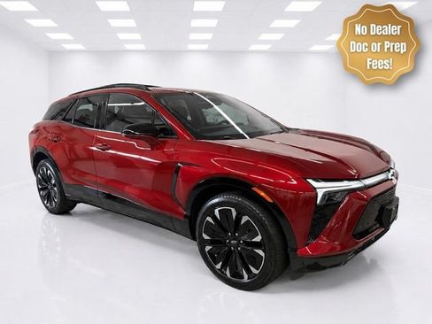 Used 2024 Chevrolet Blazer EV RS AWD/4WD image 2