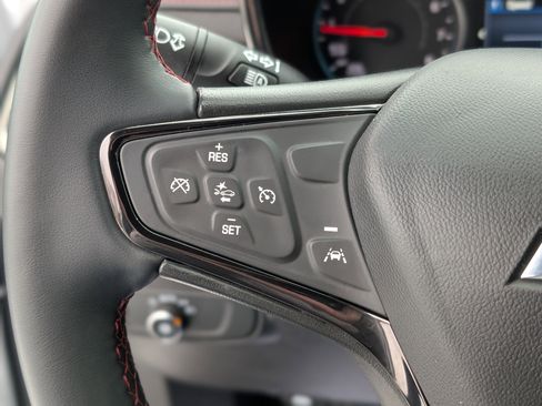 Used 2023 Chevrolet Equinox RS image 19