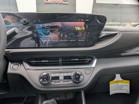 New 2025 Buick Envista Preferred w/ Convenience I Package image 14