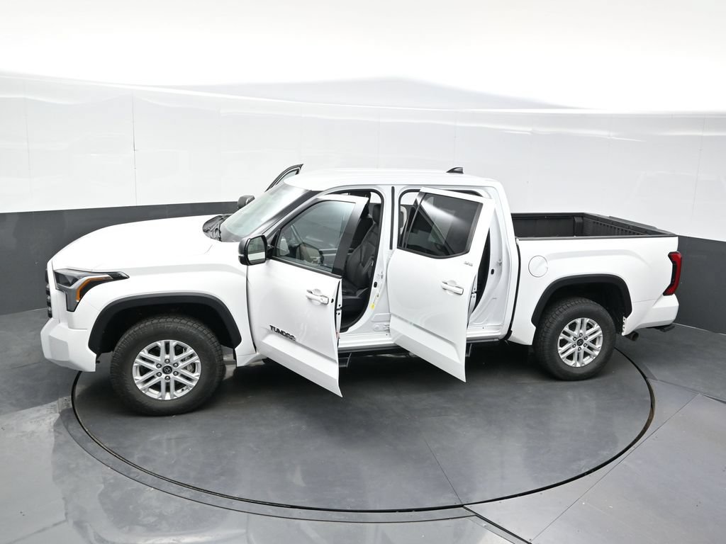 Used 2023 Toyota Tundra SR5 w/ SR5 Premium Package AWD/4WD image 51