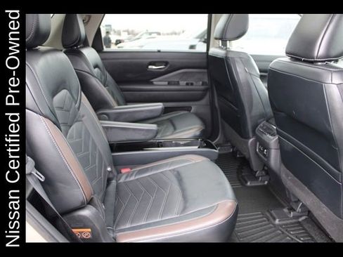 Certified 2023 Nissan Pathfinder Platinum AWD/4WD image 23
