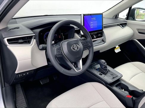 New 2026 Toyota Corolla Cross LE image 4