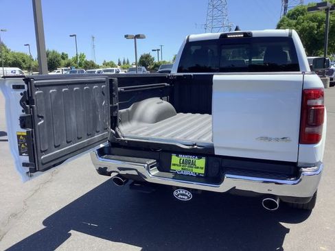 Used 2024 RAM 1500 Limited AWD/4WD image 34
