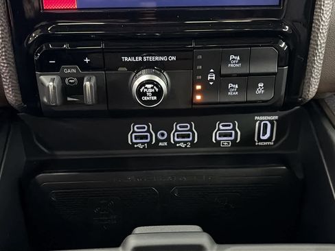 Used 2025 RAM 1500 Limited w/ Off Road Group image 20