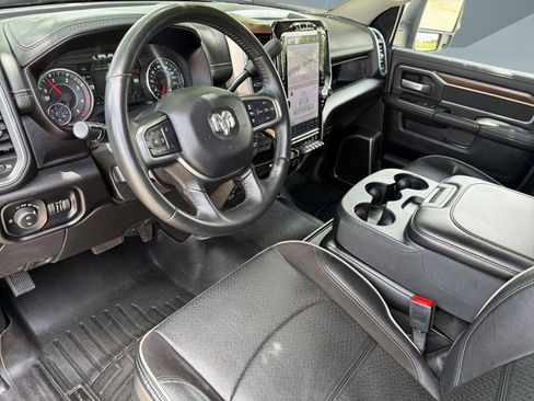 Used 2024 RAM 2500 Laramie w/ Safety Group AWD/4WD image 4