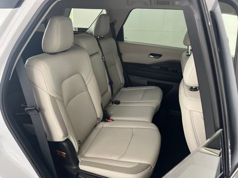 Used 2026 Nissan Pathfinder SL AWD/4WD image 20