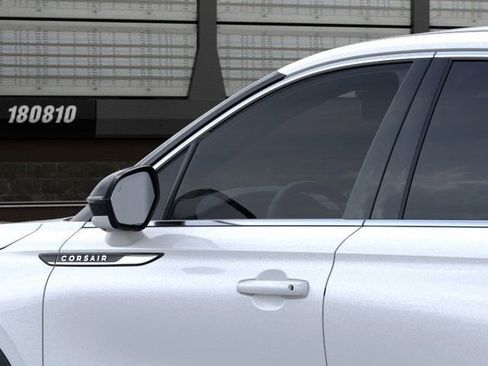 New 2025 Lincoln Corsair Reserve image 20