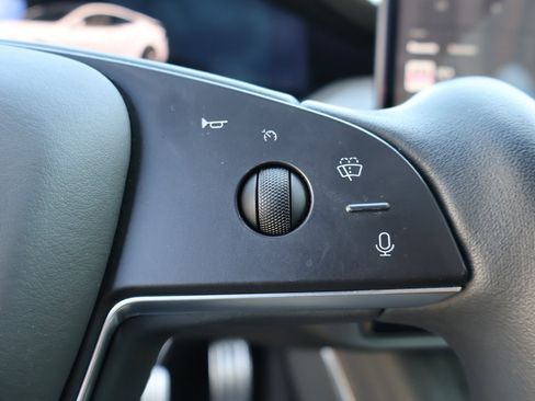 Used 2023 Tesla Model S Standard Range image 45