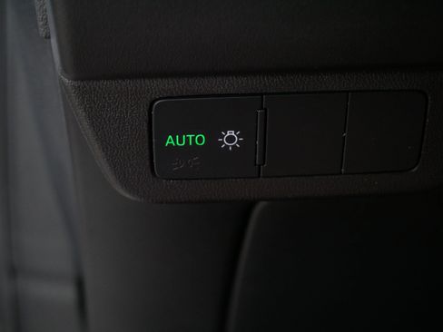 Used 2023 Audi Q4 e-tron Premium Plus w/ Premium Plus AWD/4WD image 26