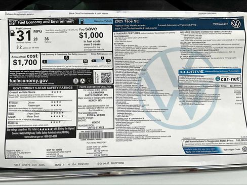 New 2025 Volkswagen Taos SE image 19