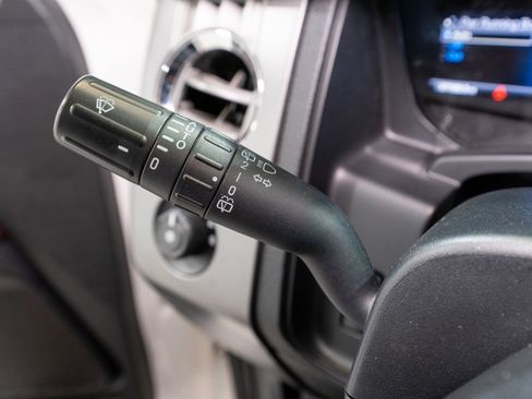 Used 2016 Ford Expedition EL Platinum image 30