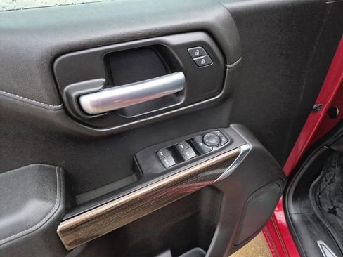 Certified 2019 Chevrolet Silverado 1500 RST image 13