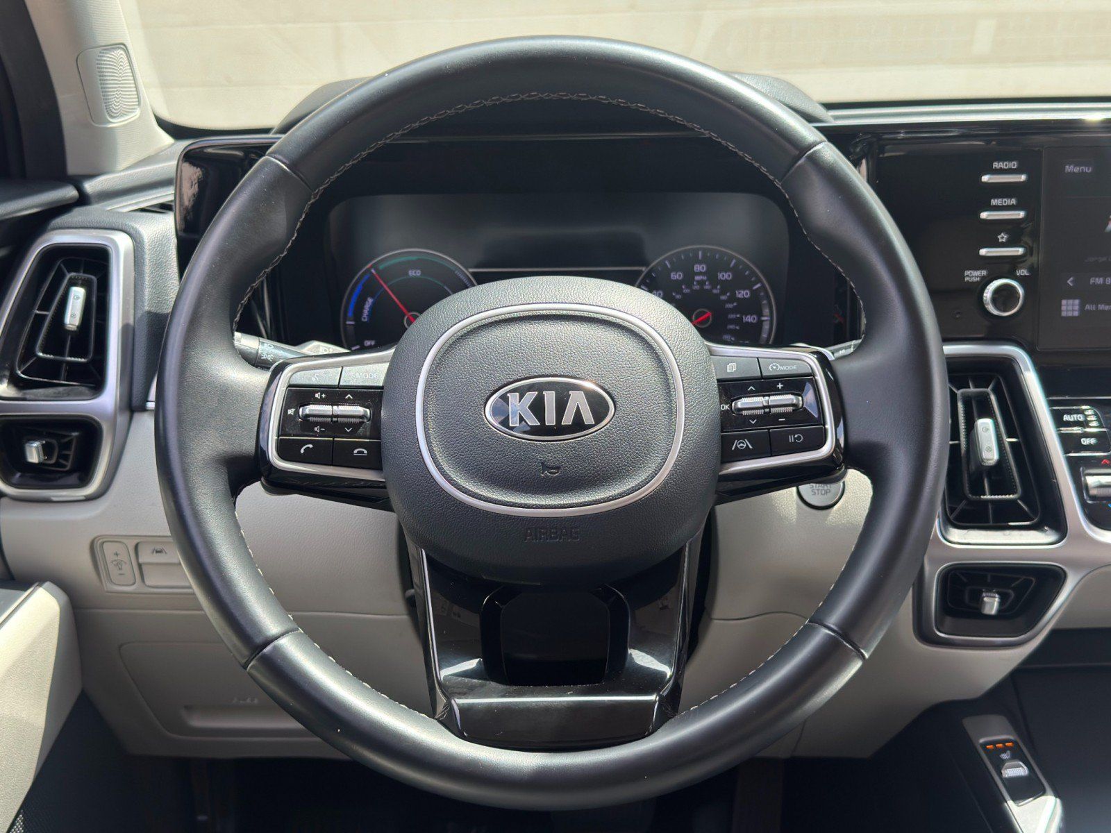 Used 2021 Kia Sorento S FWD image 18