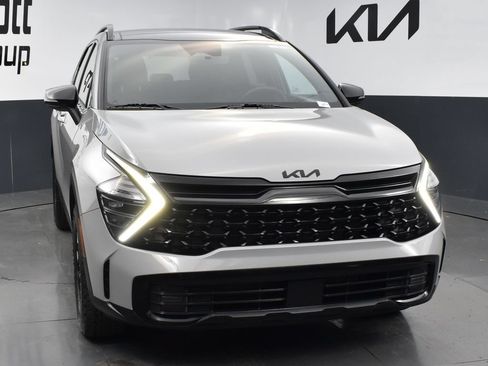Certified 2025 Kia Sportage X-Pro AWD/4WD image 8