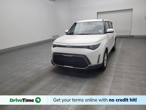 Used 2025 Kia Soul LX w/ LX Technology Package image 1