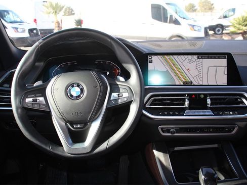 Used 2022 BMW X5 xDrive40i w/ Premium Package image 17