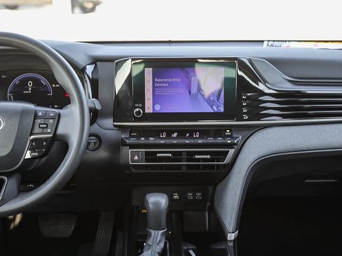 Used 2025 Toyota Camry LE FWD image 13