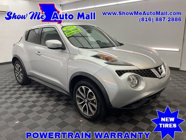 Used 2017 Nissan Juke SV FWD image 1