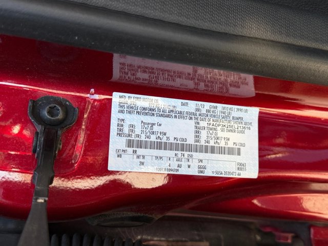 Used 2014 Ford Focus SE w/ Equipment Group 201A FWD image 19