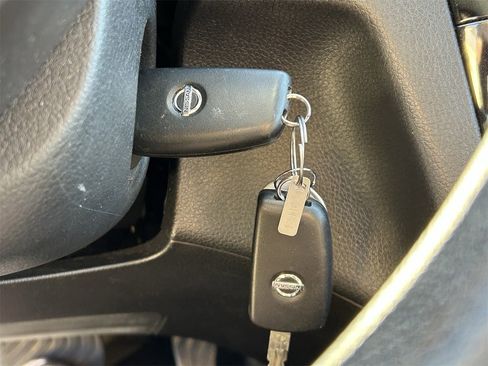 Certified 2021 Nissan Rogue Sport S image 9