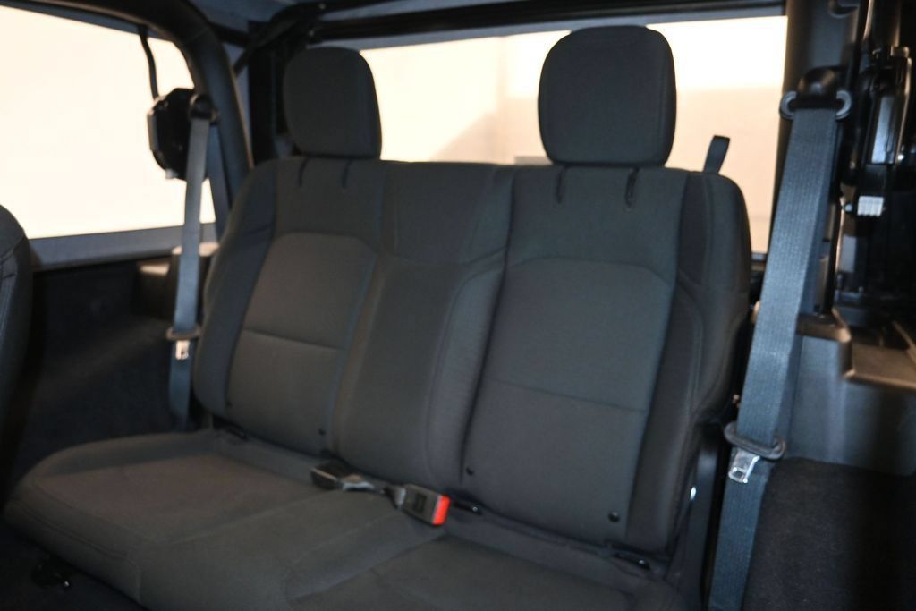 Used 2021 Jeep Wrangler Sport AWD/4WD image 22