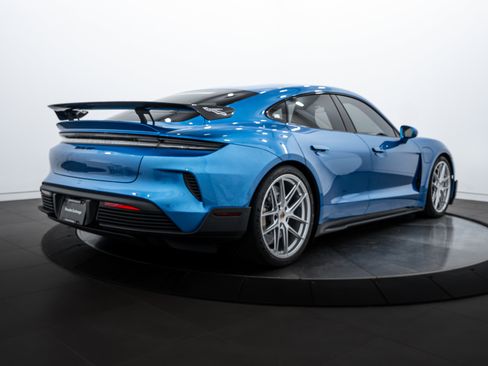 New 2025 Porsche Taycan Turbo GT image 7