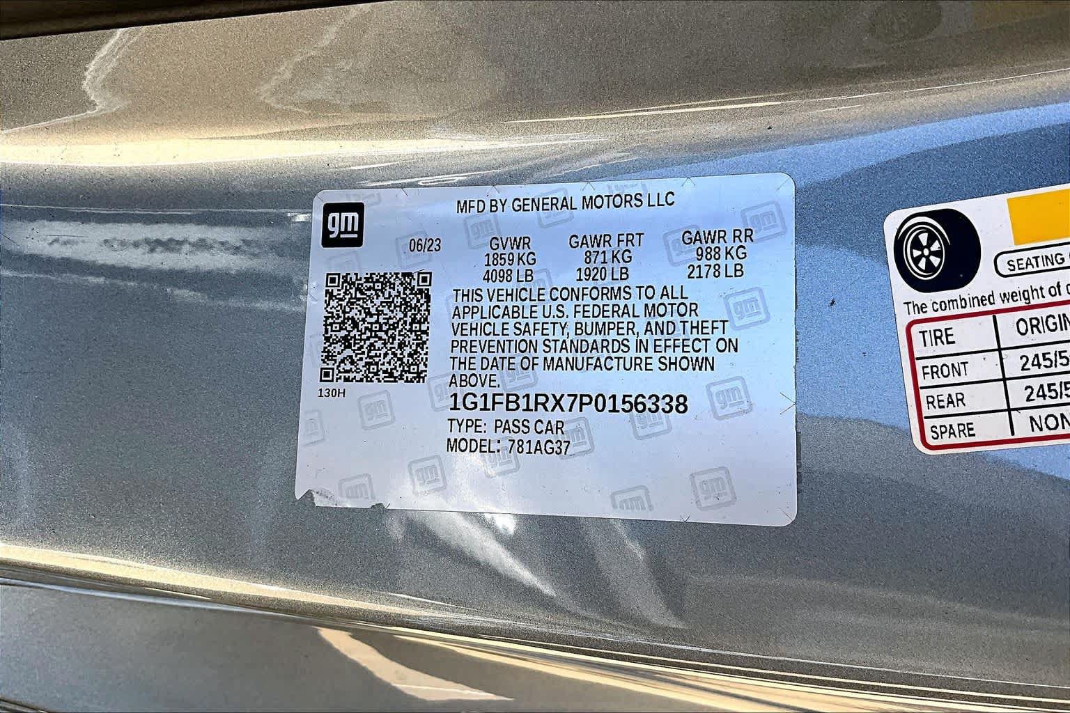 Used 2023 Chevrolet Camaro LT w/ Technology Package RWD image 37