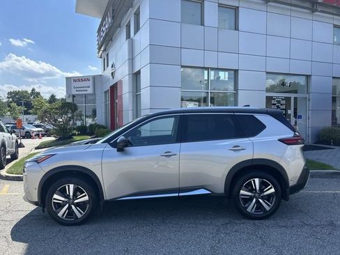Certified 2022 Nissan Rogue Platinum w/ Head-Up Display Package AWD/4WD image 5