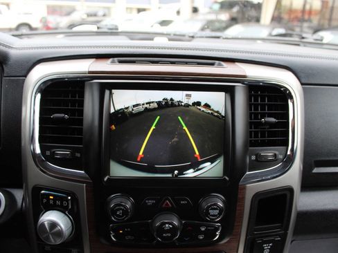 Used 2018 RAM 1500 Laramie w/ Convenience Group image 21