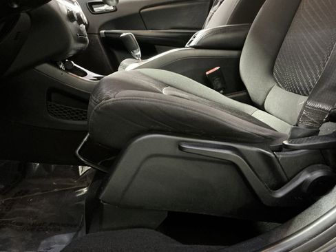 Used 2018 Dodge Journey SE w/ Connectivity Group image 22