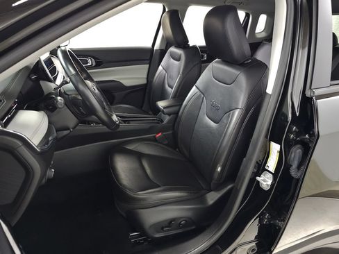 Used 2022 Jeep Compass Limited AWD/4WD image 14