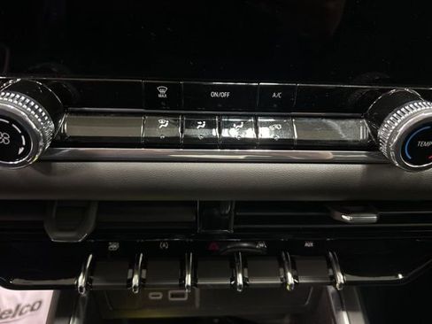 Used 2024 GMC Canyon Elevation w/ Trailering Package image 21