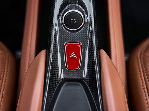 Used 2022 Ferrari F8 Tributo RWD image 67