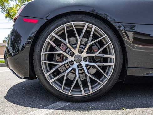 Used 2014 Audi R8 V10 w/ Full Leather Package AWD/4WD image 64