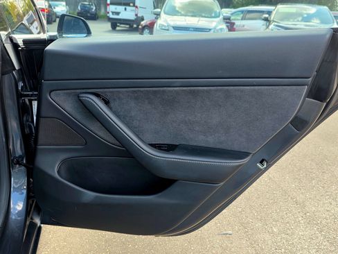 Used 2018 Tesla Model 3 Long Range AWD/4WD image 54