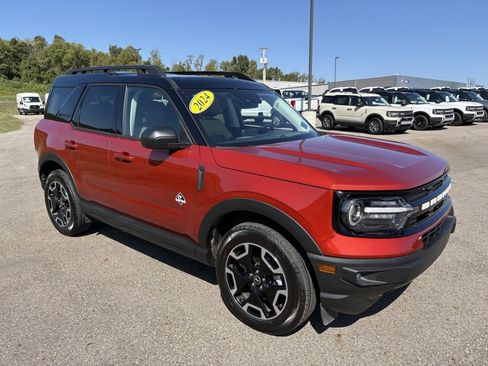 Used 2024 Ford Bronco Sport Outer Banks w/ Tech Package image 7