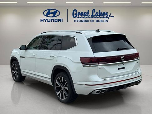 Used 2024 Volkswagen Atlas SEL Premium R-Line AWD/4WD image 3